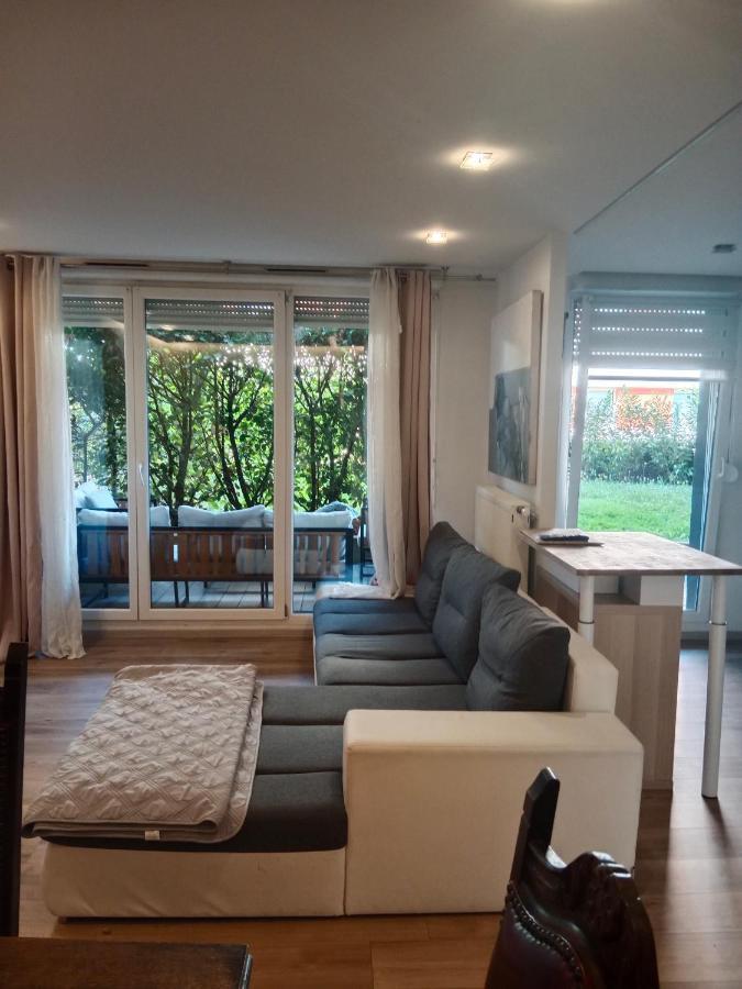Tres Bel Appartement Rez De Jardin Appart De 53M2. Pfastatt Eksteriør bilde